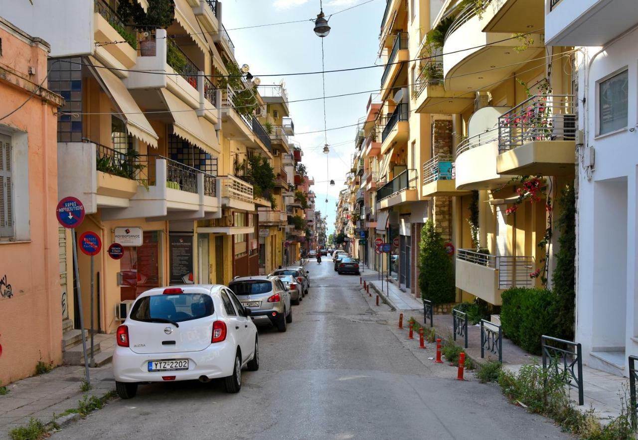 Апартаменты Adriana'S Loft Патра Экстерьер фото